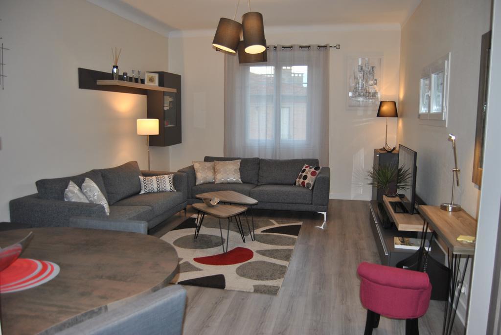 Le Calme Au Centre A 10 Minutes A Pied De La Croisette Et Des Plages Apartment *