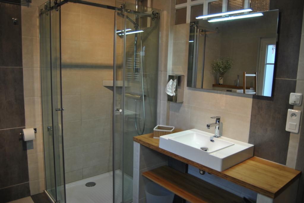 Apartment Le Calme Au Centre A 10 Minutes A Pied De La Croisette Et Des Plages